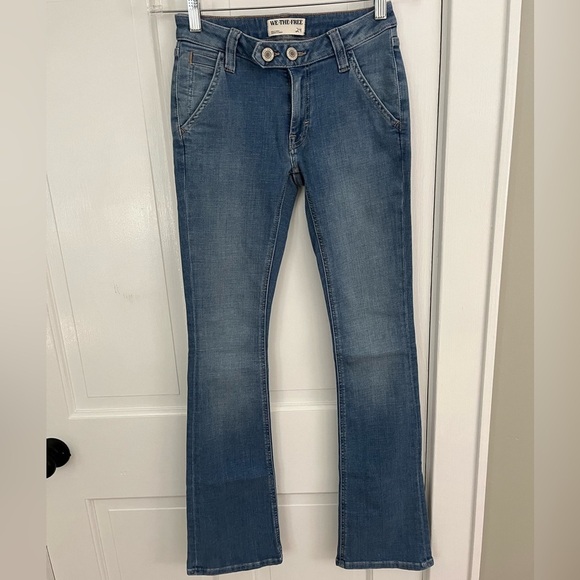 We The Free - Varsity Blues Mid-Rise Slim Boot Cut Flare Jeans Size 24 Western - Picture 4 of 16